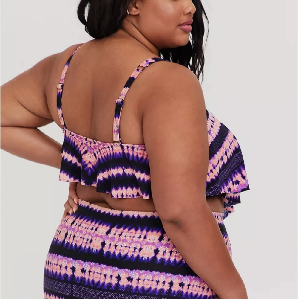 Pink & purple tie-dye medallion wireless flounce bikini top - Picture 2 of 5